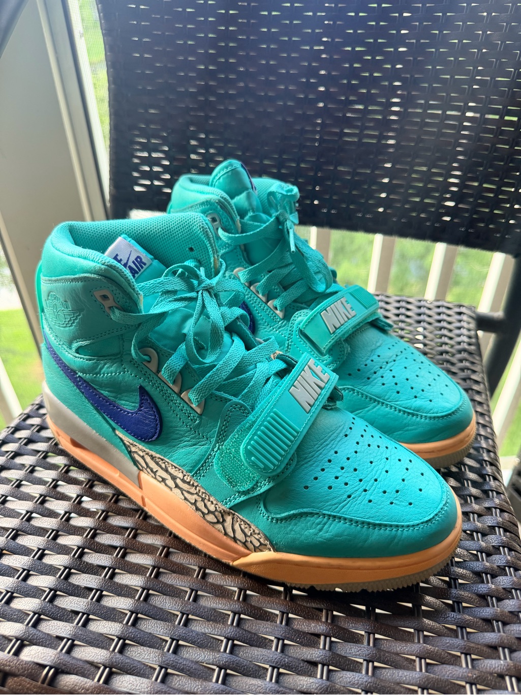 Nike Air Jordan Legacy 312 “Hyper Jade” (Av3922-348) Men’s Size 9.5